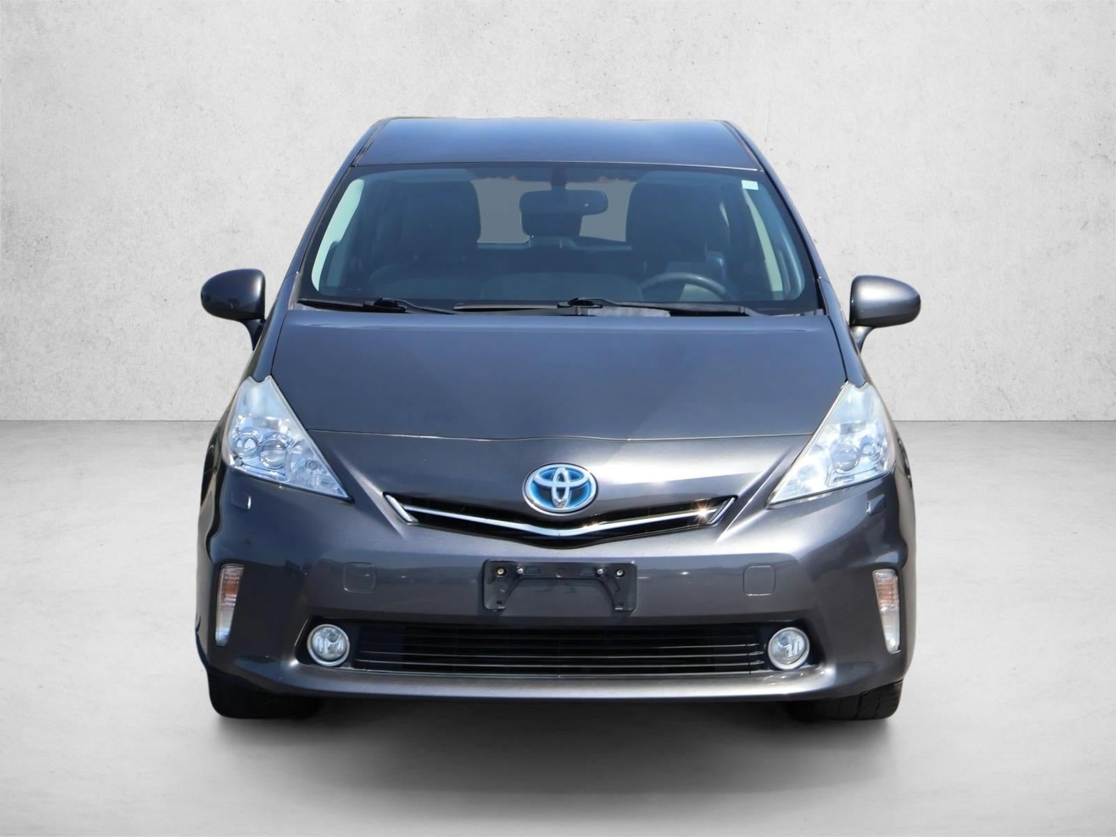 2012 Toyota Prius v 5dr Wgn Five (Natl)