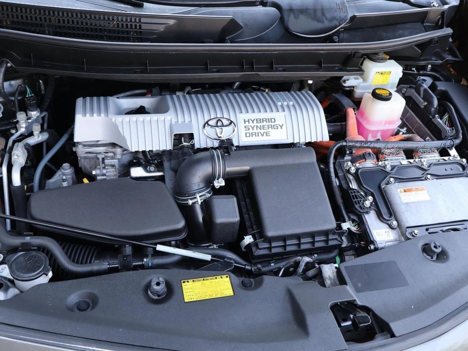 2012 Toyota Prius v 5dr Wgn Five (Natl)