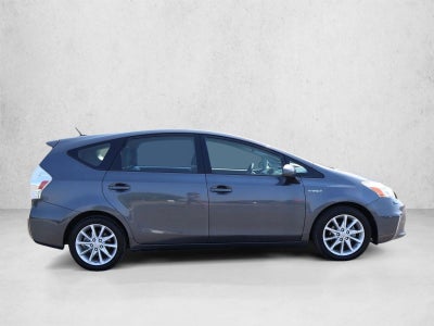 2012 Toyota Prius v 5dr Wgn Five (Natl)