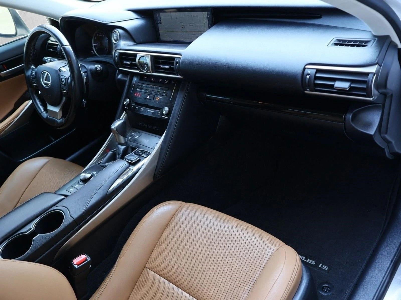 2018 Lexus IS 300 AWD
