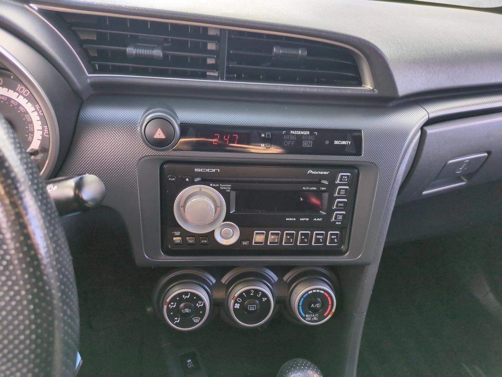 2011 Scion tC 2dr HB Auto (Natl)