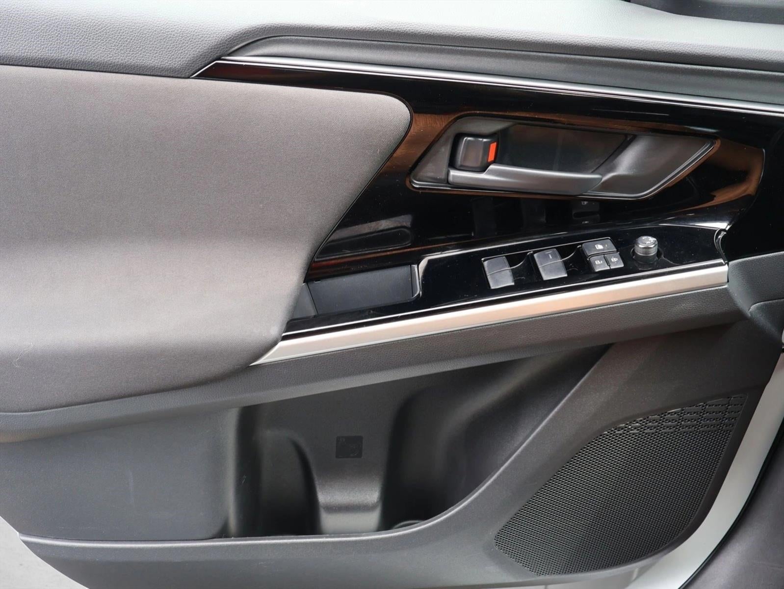2023 Subaru Solterra Premium AWD
