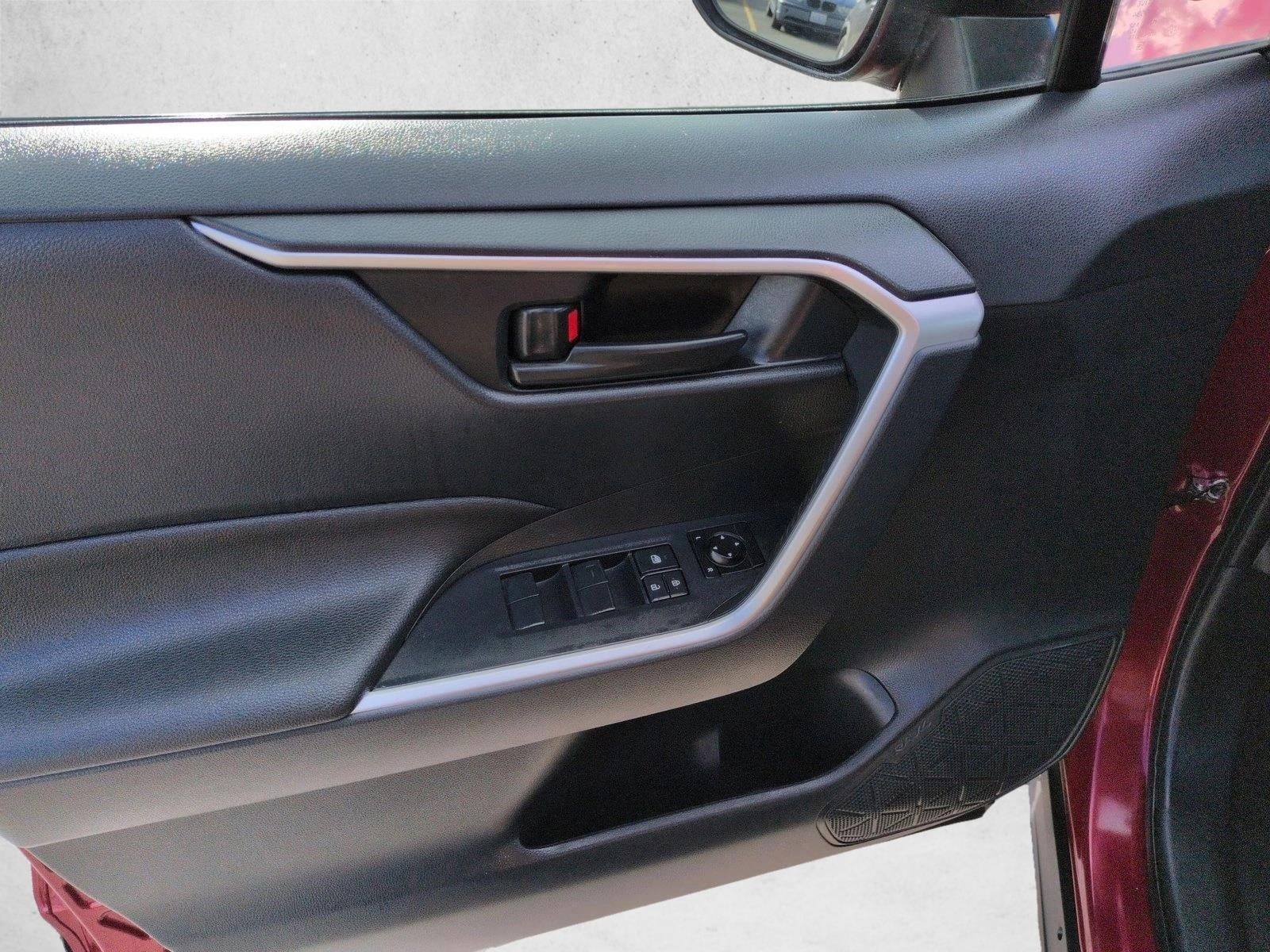 2022 Toyota RAV4 Hybrid LE AWD (Natl)