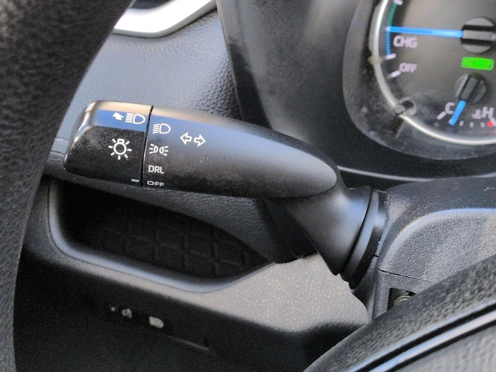 2022 Toyota RAV4 Hybrid LE AWD (Natl)