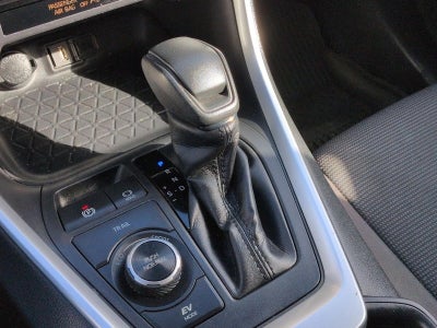 2022 Toyota RAV4 Hybrid LE AWD (Natl)