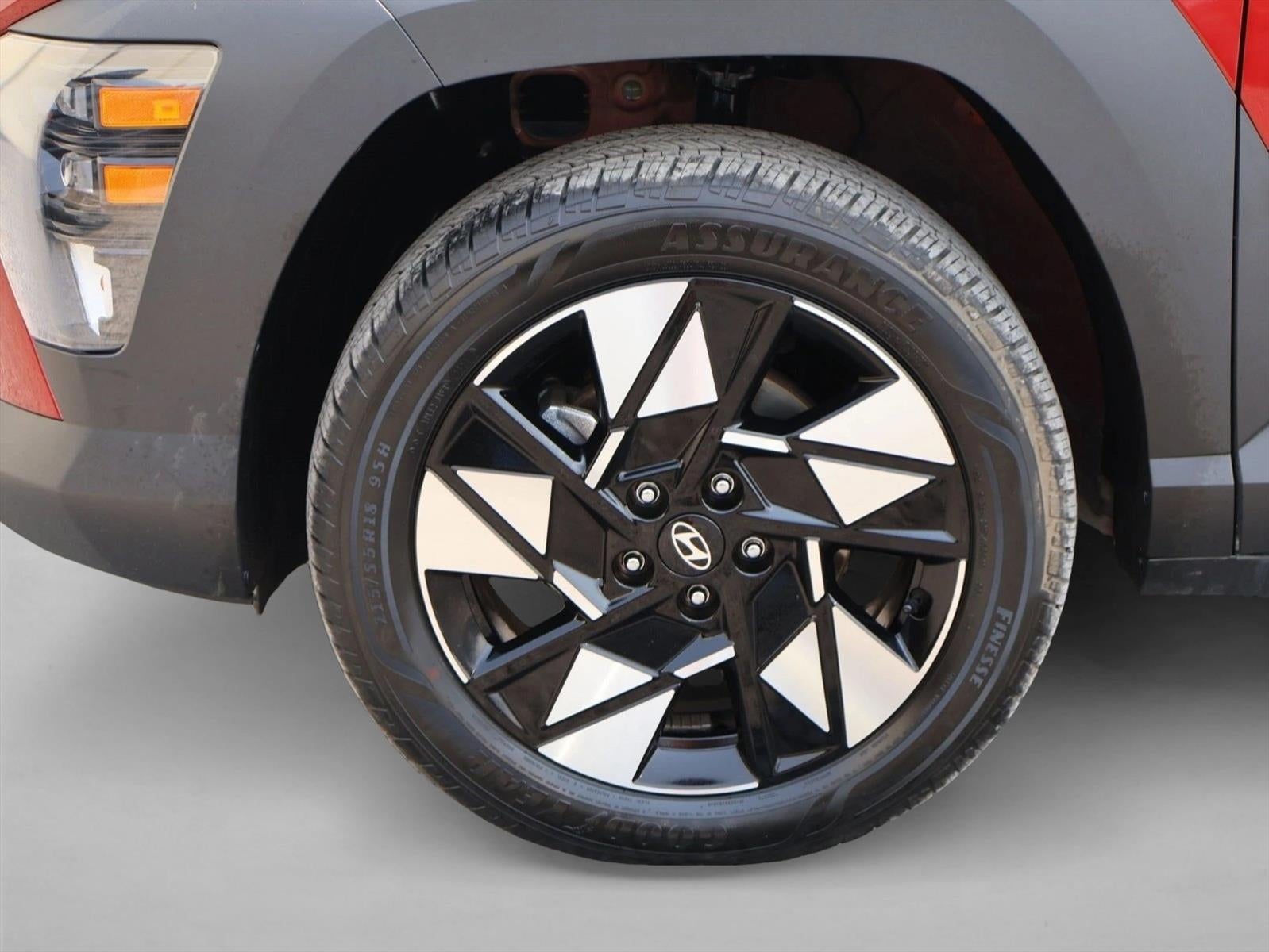 2025 Hyundai KONA SEL AWD