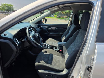 2016 Nissan Rogue AWD 4dr SV