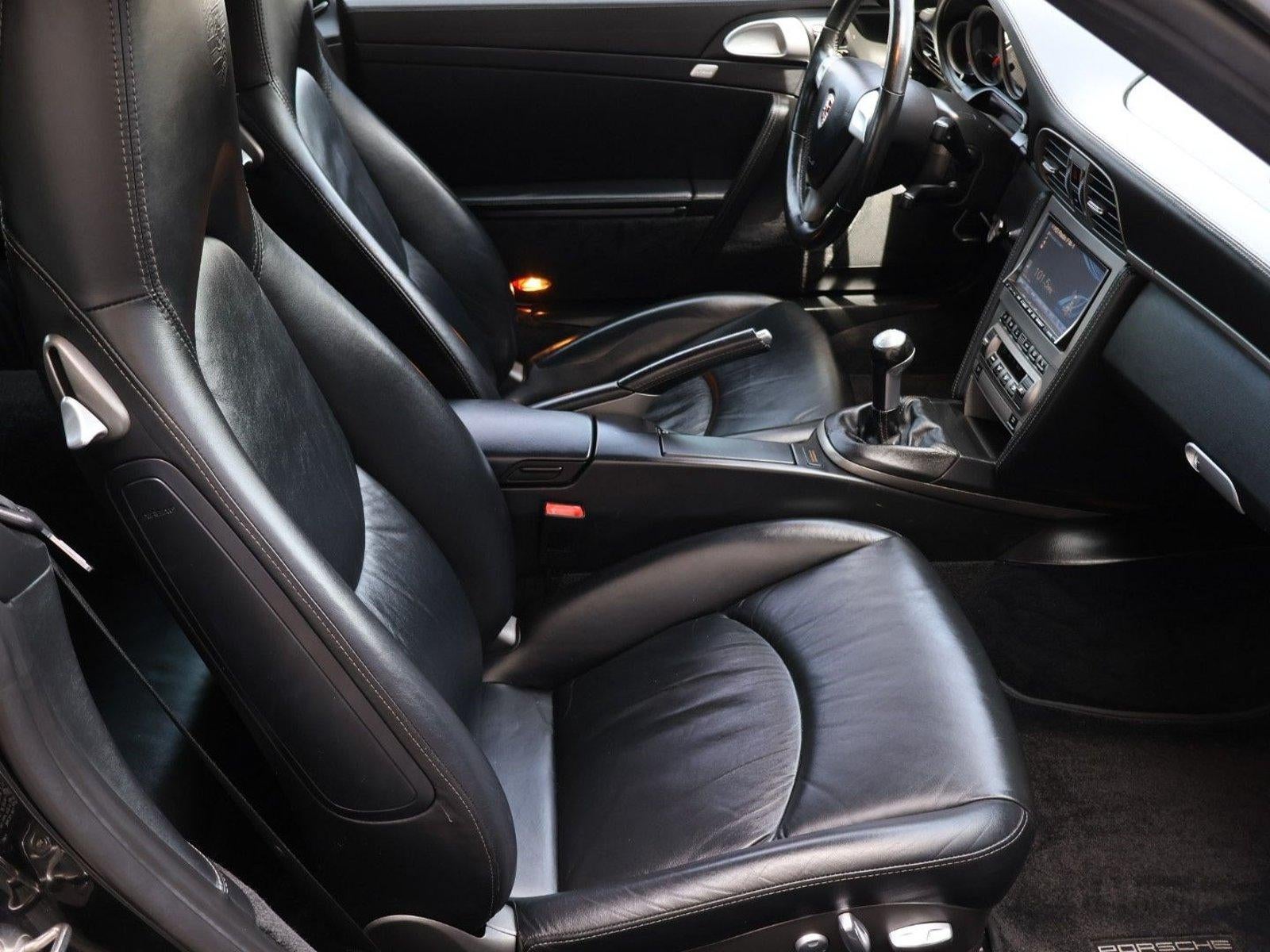 2006 Porsche 911 2dr Cabriolet Carrera
