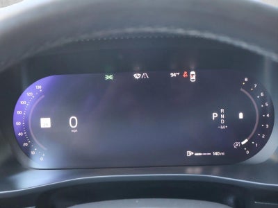 2023 Volvo XC40 B5 AWD Ultimate Dark Theme