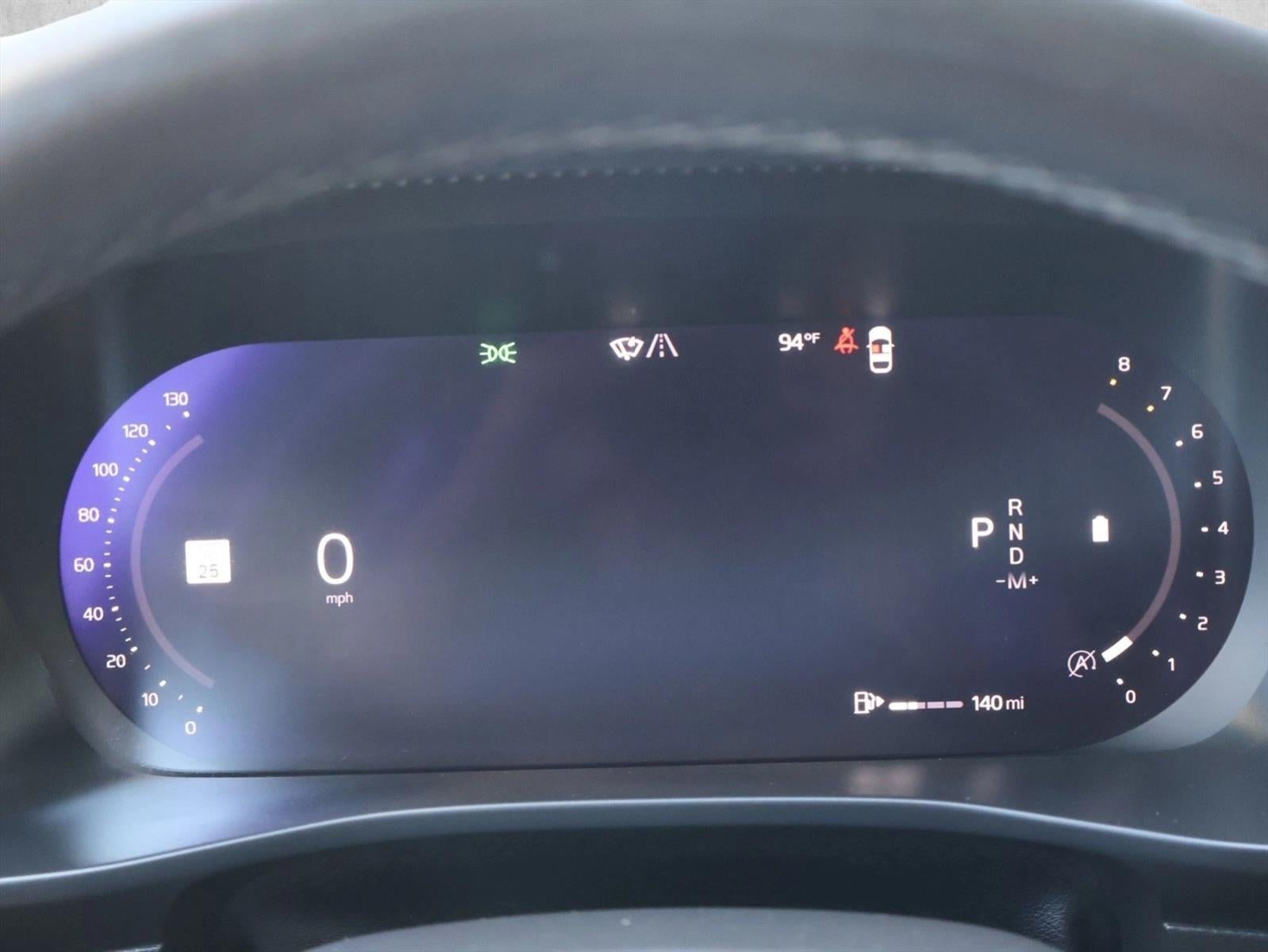 2023 Volvo XC40 B5 AWD Ultimate Dark Theme
