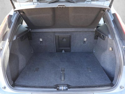 2023 Volvo XC40 B5 AWD Ultimate Dark Theme