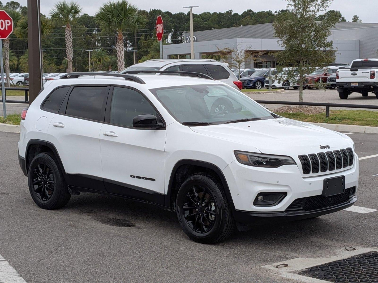 2023 Jeep Cherokee Altitude Lux 4x4