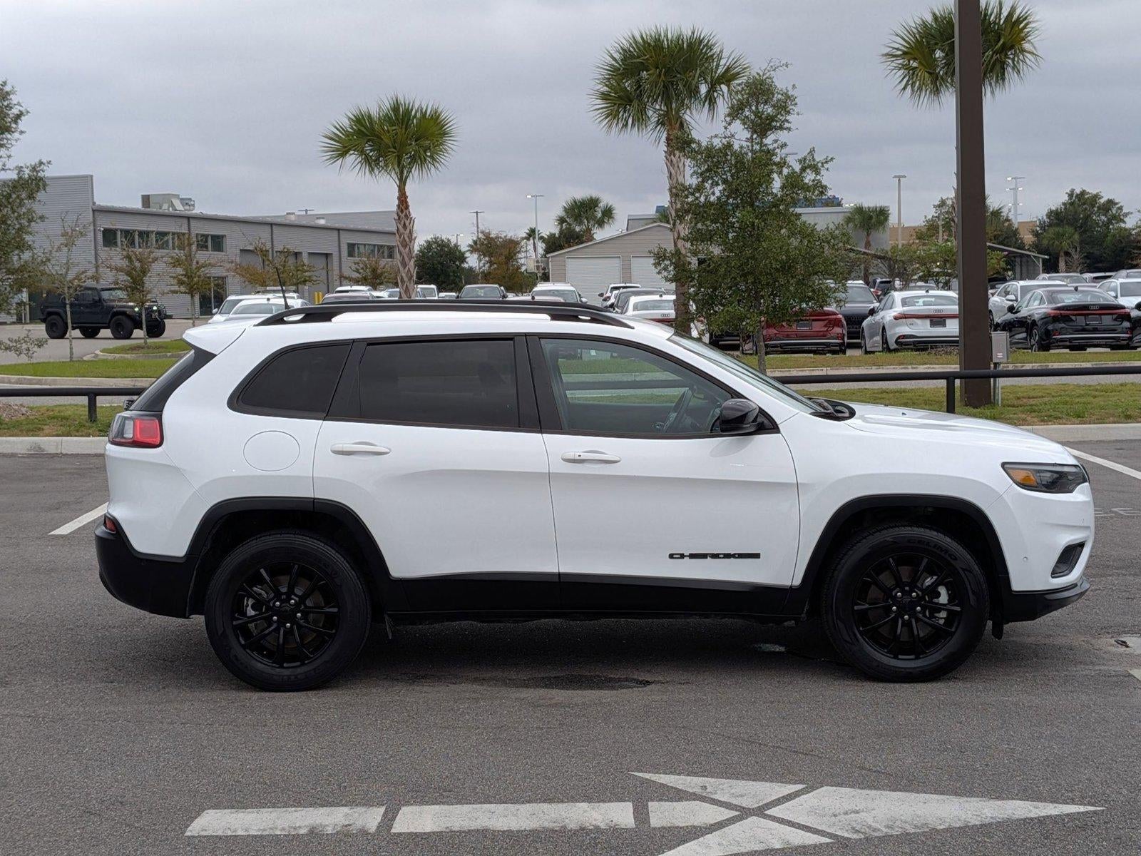 2023 Jeep Cherokee Altitude Lux 4x4