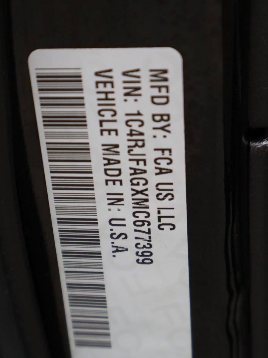2021 Jeep Grand Cherokee Laredo E 4x4