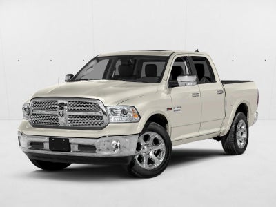 2017 RAM 1500 Laramie 4x2 Crew Cab 5'7" Box