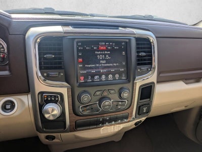 2017 RAM 1500 Laramie 4x2 Crew Cab 5'7" Box