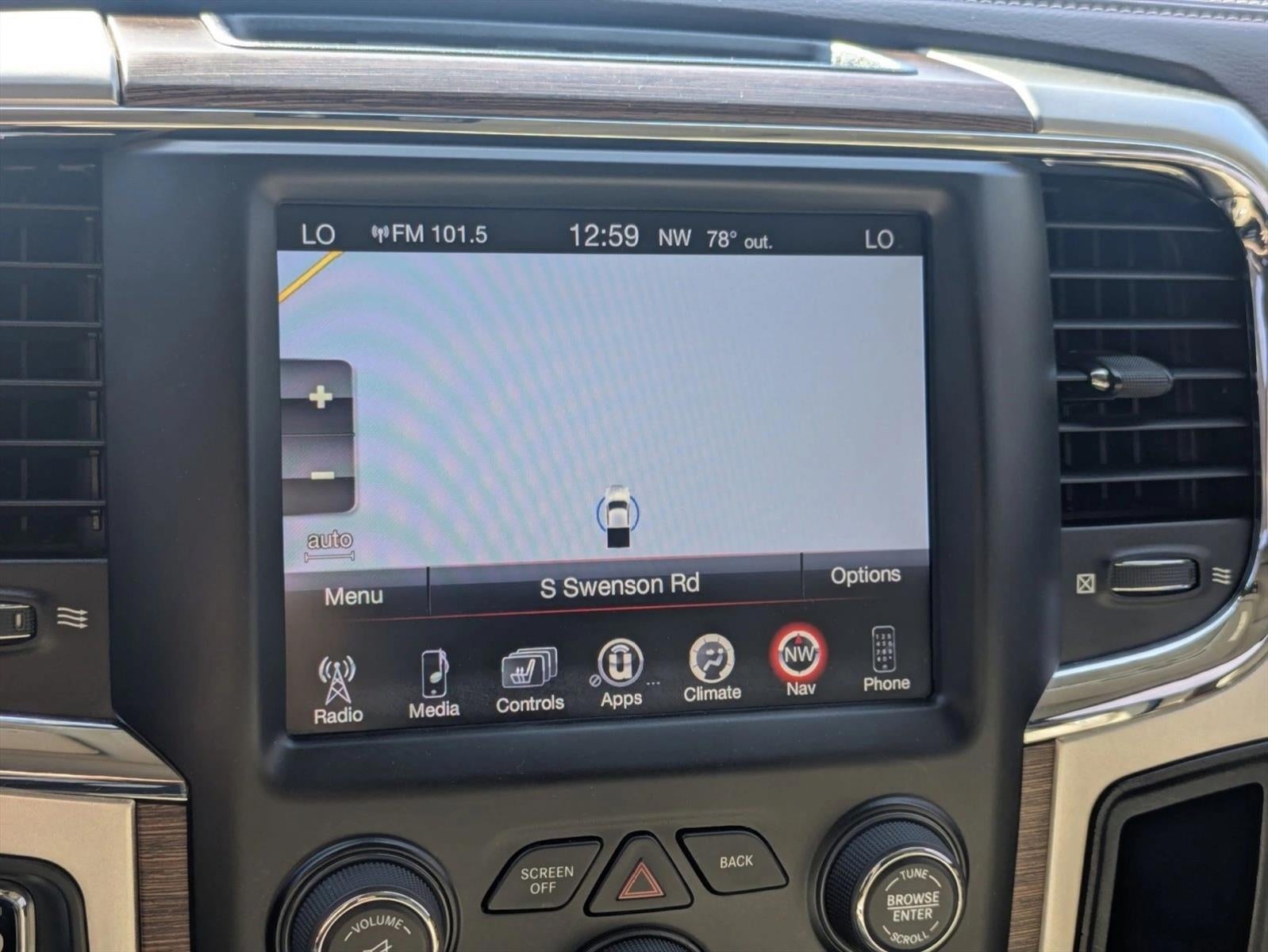 2017 RAM 1500 Laramie 4x2 Crew Cab 5'7" Box