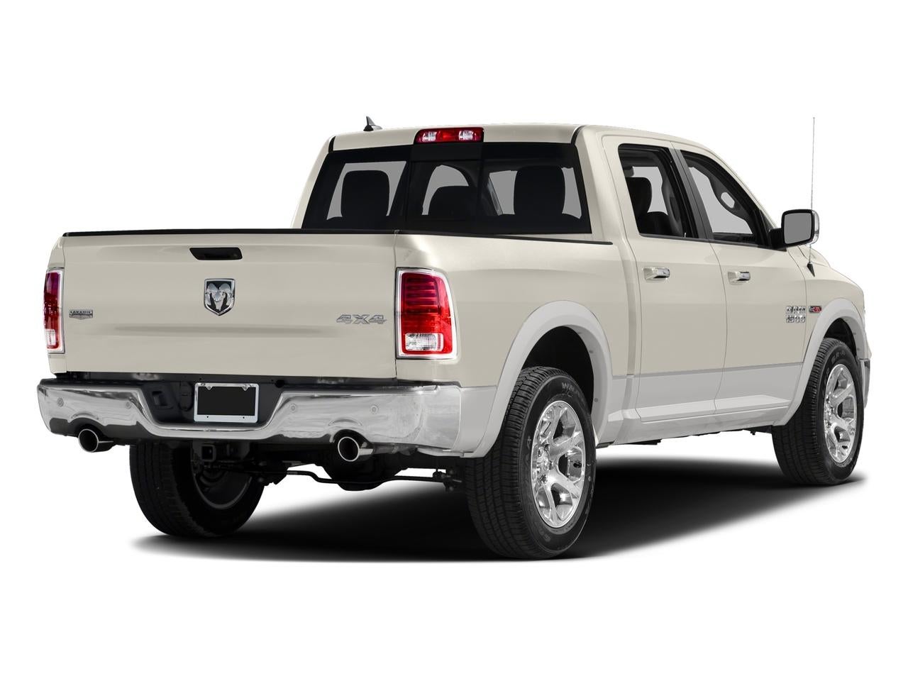 2017 RAM 1500 Laramie 4x2 Crew Cab 5'7" Box