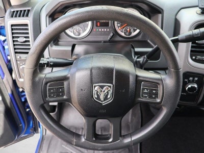 2018 RAM 1500 Express 4x4 Crew Cab 5'7" Box