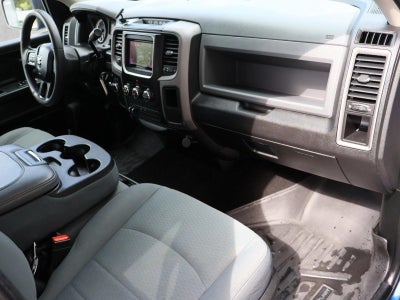 2018 RAM 1500 Express 4x4 Crew Cab 5'7" Box