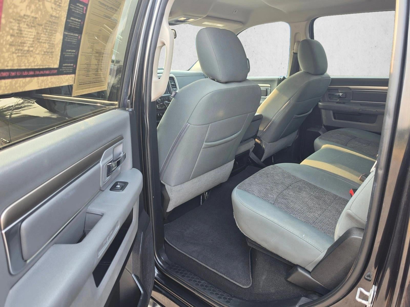 2018 RAM 1500 Big Horn 4x4 Crew Cab 6'4" Box