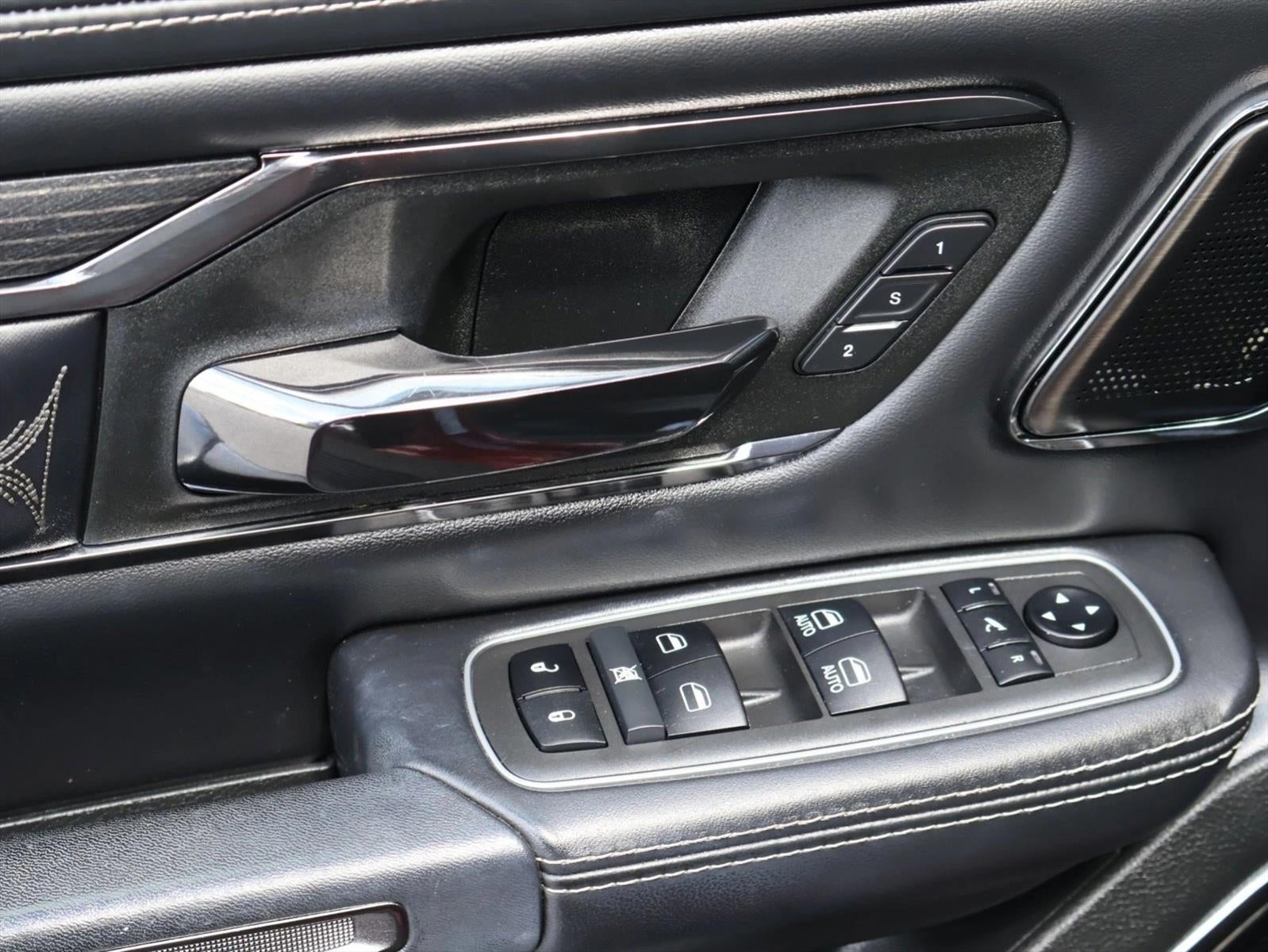 2022 RAM 1500 Limited 4x4 Crew Cab 5'7" Box