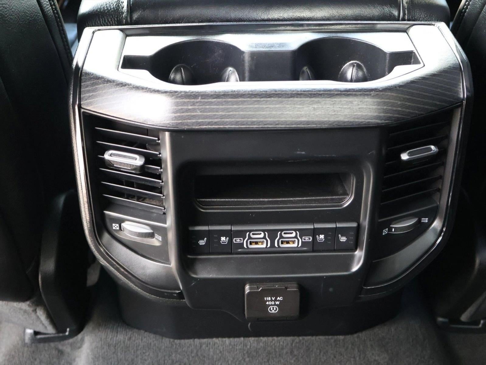 2022 RAM 1500 Limited 4x4 Crew Cab 5'7" Box