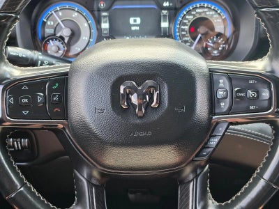 2022 RAM 1500 Limited 4x4 Crew Cab 5'7" Box