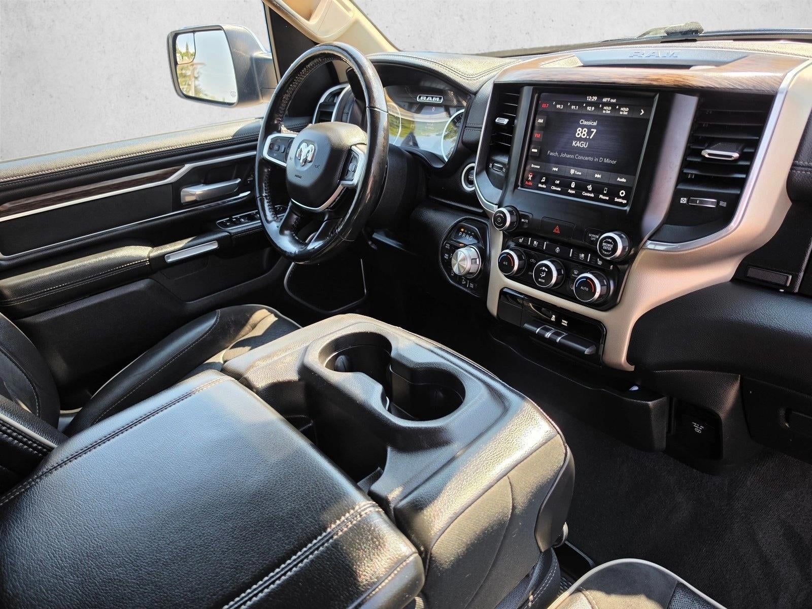 2020 RAM 1500 Laramie 4x4 Crew Cab 5'7" Box