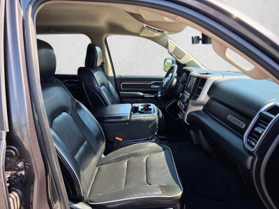 2020 RAM 1500 Laramie 4x4 Crew Cab 5'7" Box