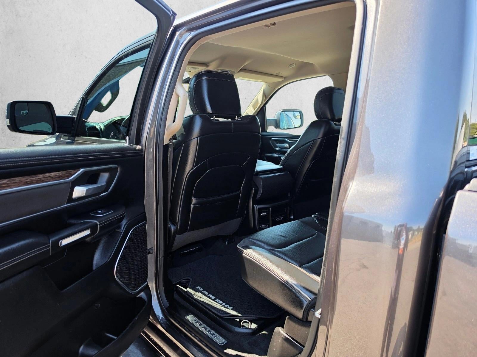 2020 RAM 1500 Laramie 4x4 Crew Cab 5'7" Box