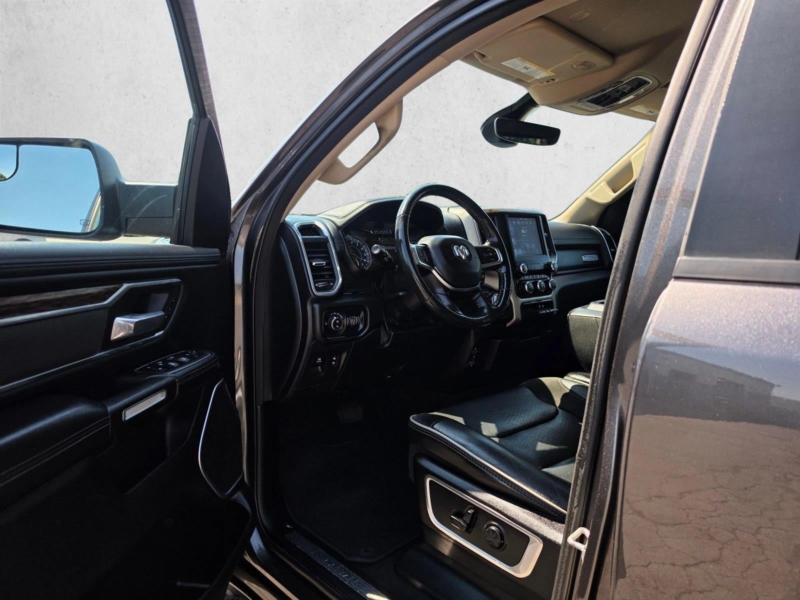 2020 RAM 1500 Laramie 4x4 Crew Cab 5'7" Box