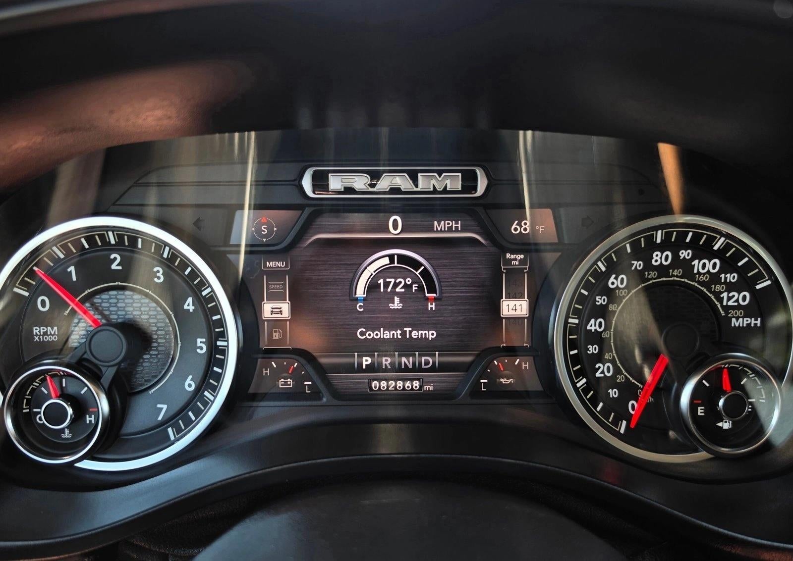 2020 RAM 1500 Laramie 4x4 Crew Cab 5'7" Box