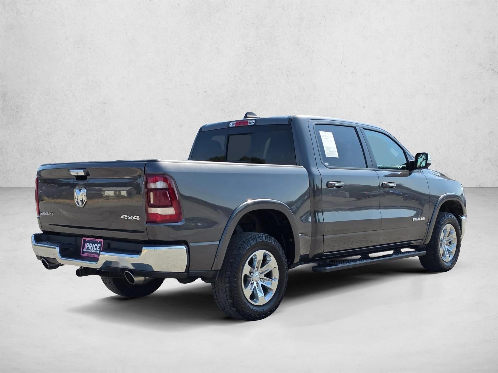 2020 RAM 1500 Laramie 4x4 Crew Cab 5'7" Box