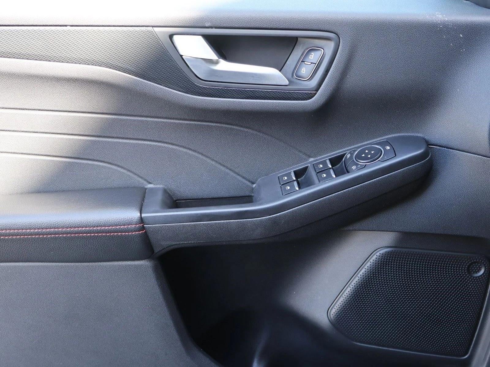 2025 Ford Escape ST-Line AWD