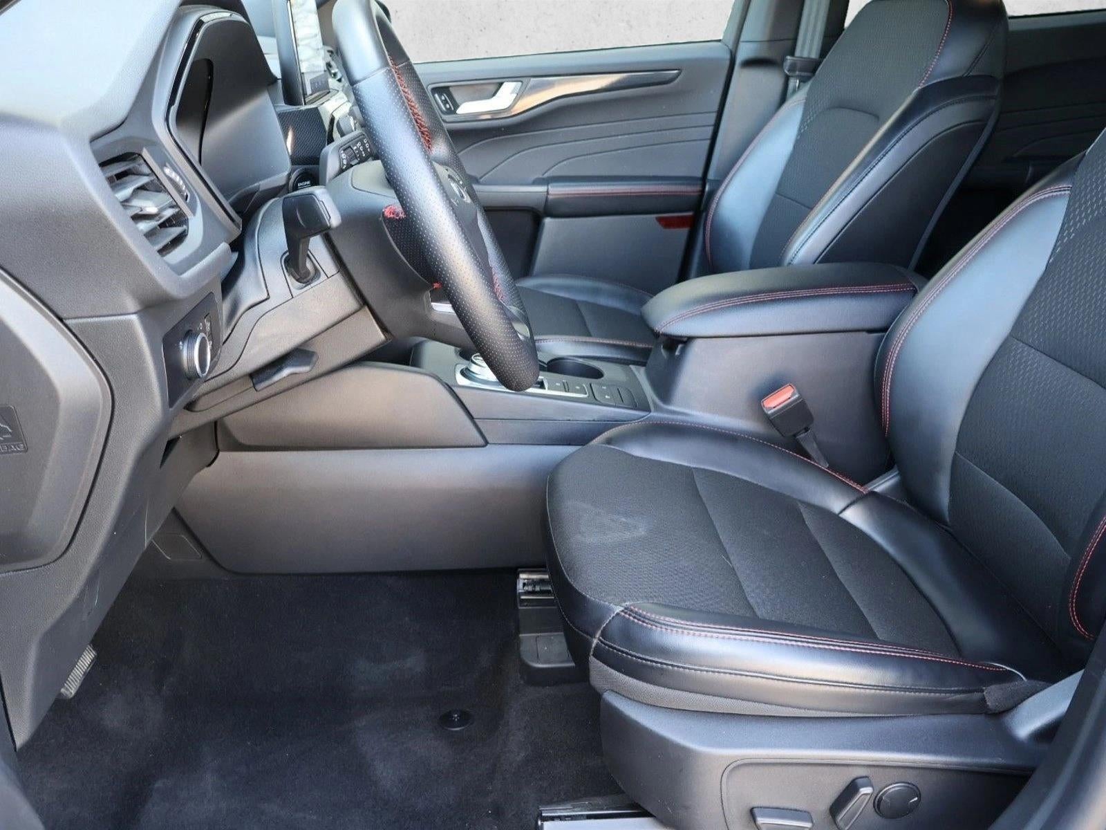 2025 Ford Escape ST-Line AWD