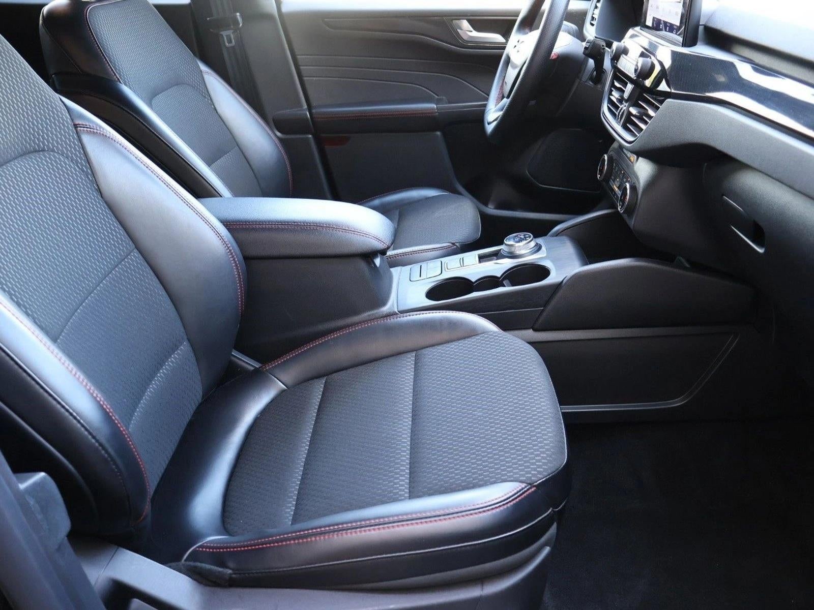 2025 Ford Escape ST-Line AWD