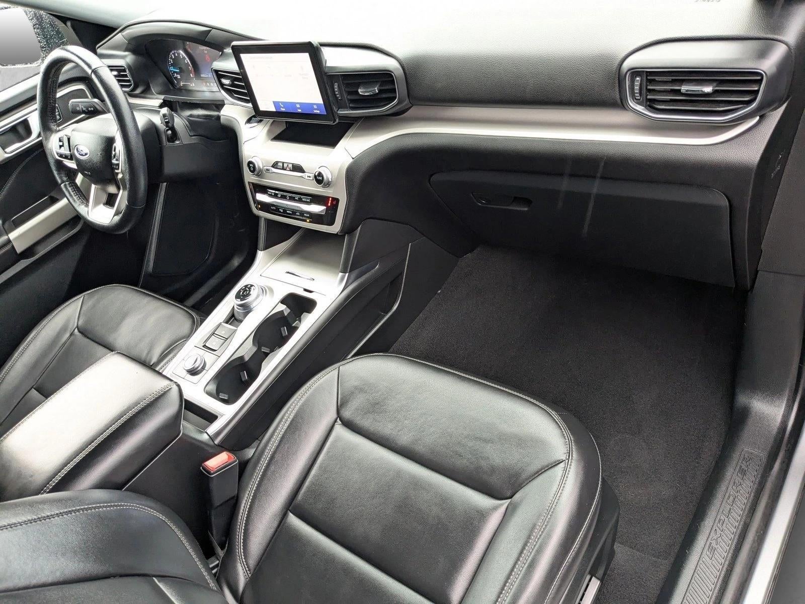 2023 Ford Explorer XLT 4WD