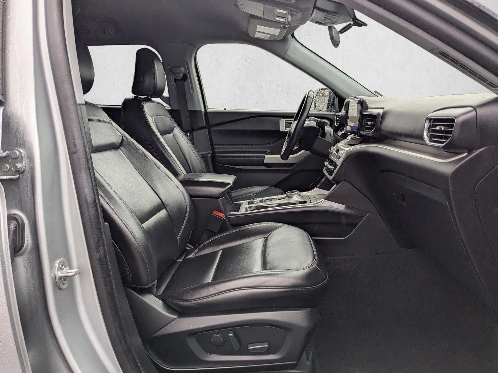 2023 Ford Explorer XLT 4WD