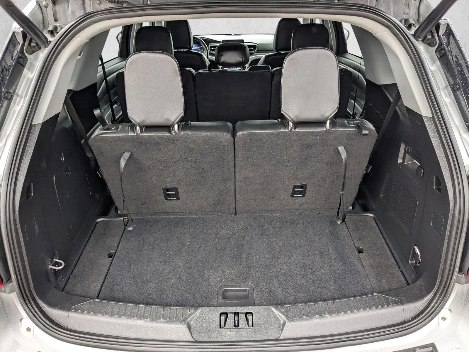 2023 Ford Explorer XLT 4WD