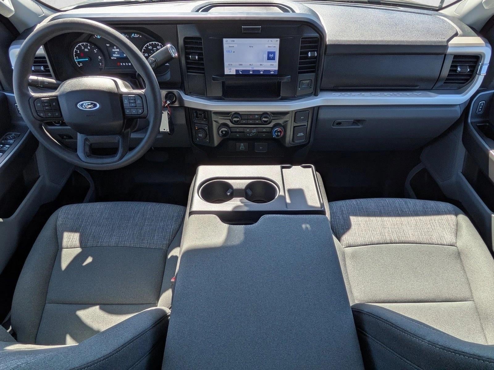 2025 Ford Super Duty F-350 SRW XLT 4WD Crew Cab 6.75' Box