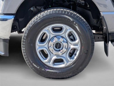 2025 Ford Super Duty F-350 SRW XLT 4WD Crew Cab 6.75' Box