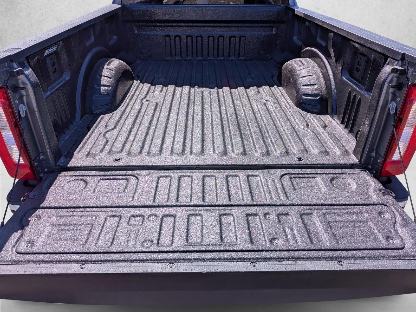 2025 Ford Super Duty F-350 SRW XLT 4WD Crew Cab 6.75' Box