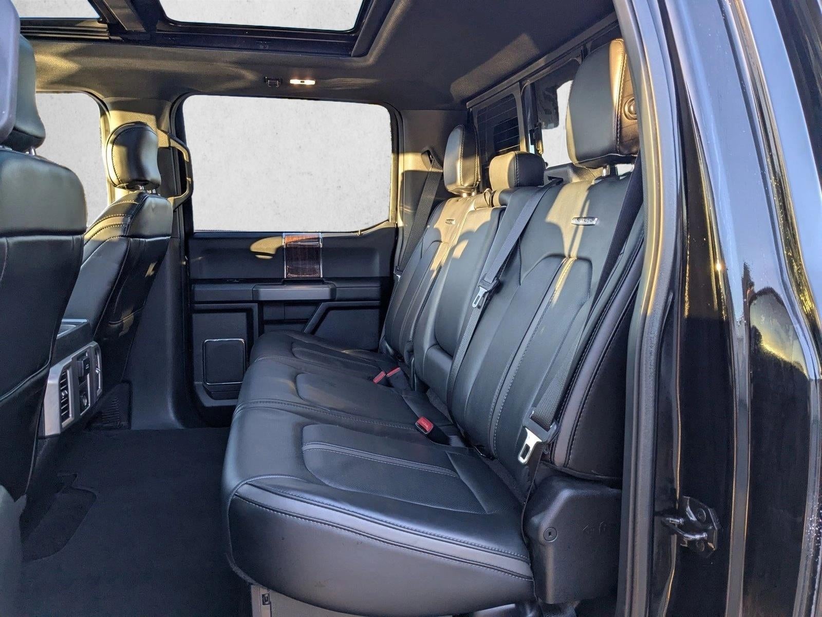 2017 Ford Super Duty F-450 DRW Platinum 4WD Crew Cab 8' Box