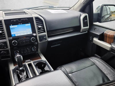 2017 Ford F-150 Lariat 4WD SuperCrew 5.5' Box