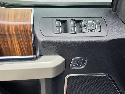 2017 Ford F-150 Lariat 4WD SuperCrew 5.5' Box