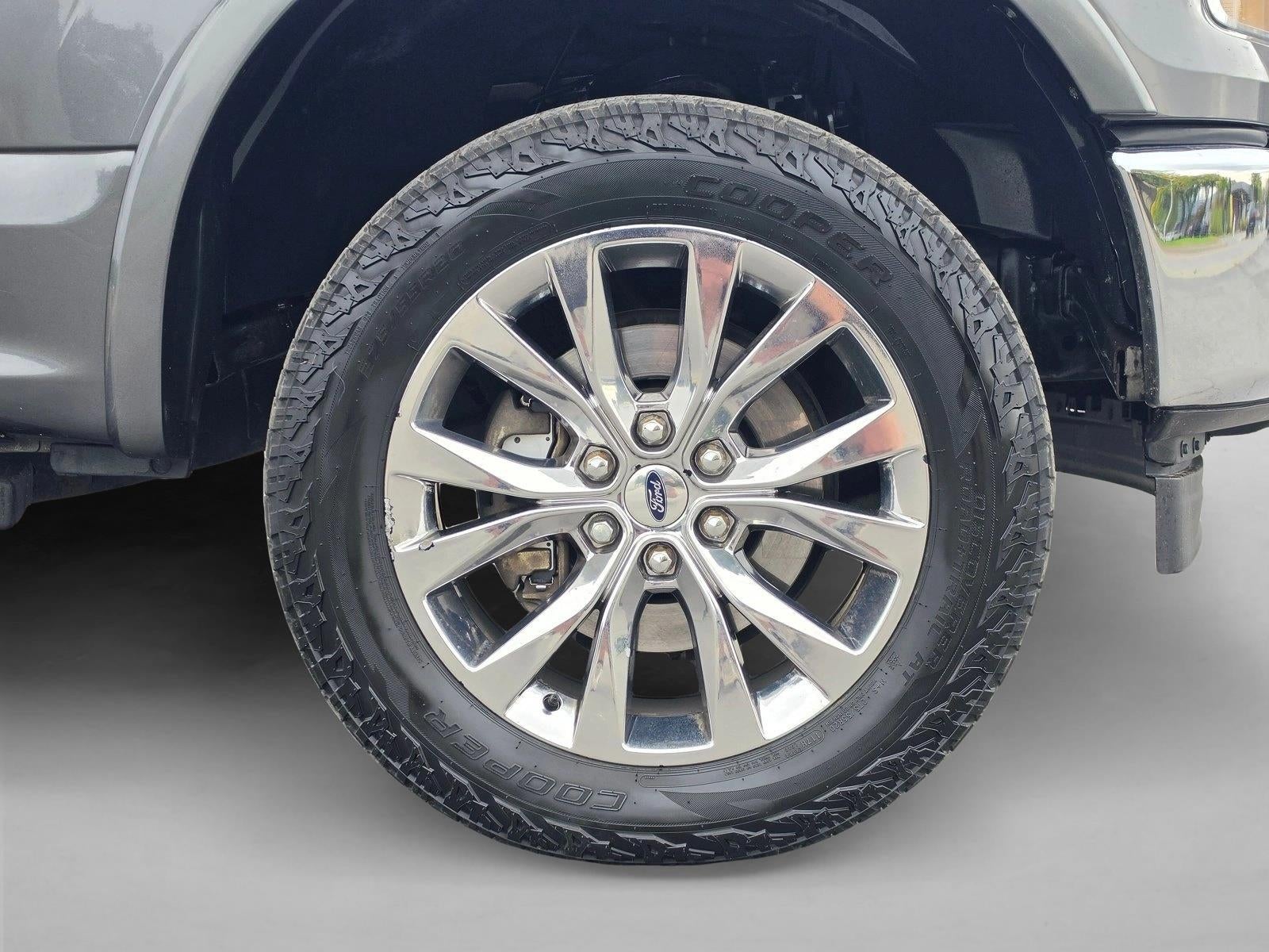2017 Ford F-150 Lariat 4WD SuperCrew 5.5' Box