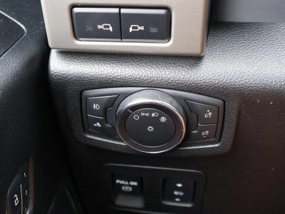 2017 Ford F-150 Lariat 4WD SuperCrew 5.5' Box