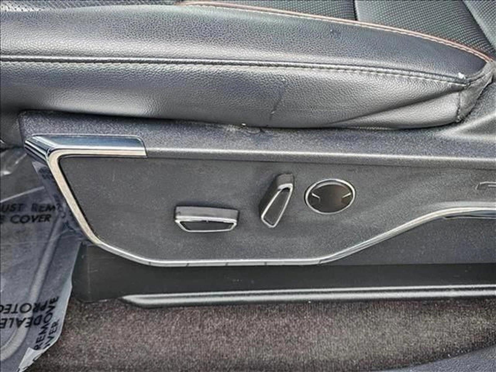 2021 Ford F-150 LARIAT 4WD SuperCrew 5.5' Box