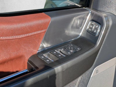 2022 Ford F-150 LARIAT 4WD SuperCrew 5.5' Box